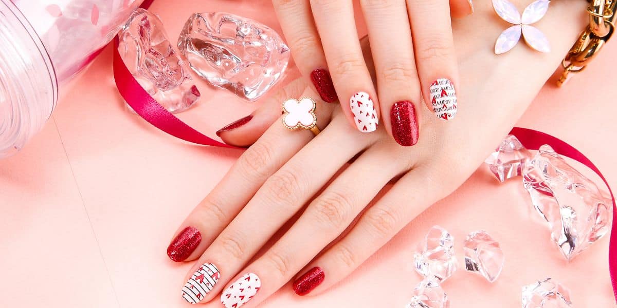 Tendances Manucure au Gel avoir des Ongles Sublimes en Toutes