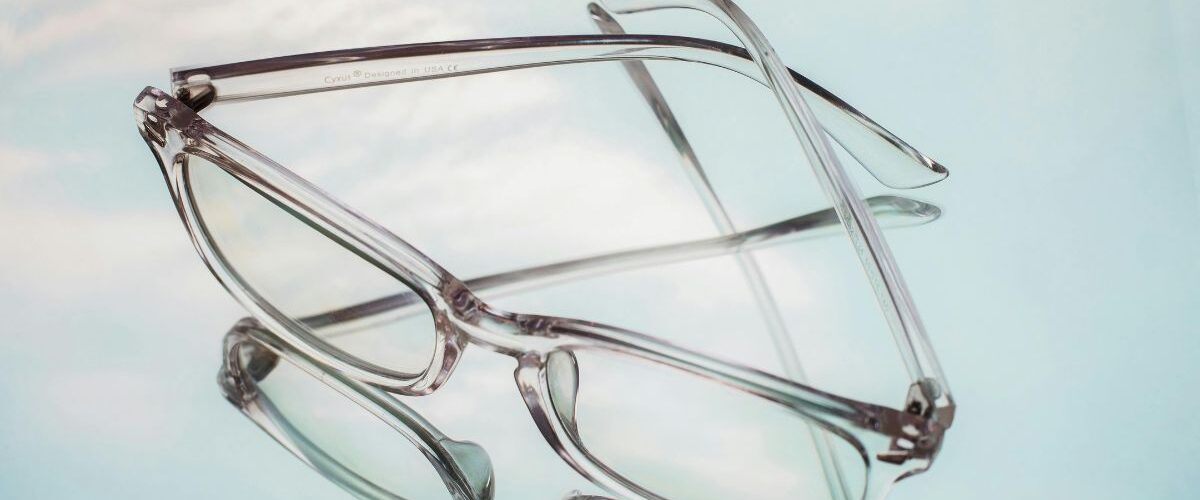 Lunettes de vue transparentes : une touche de modernité et de discrétion